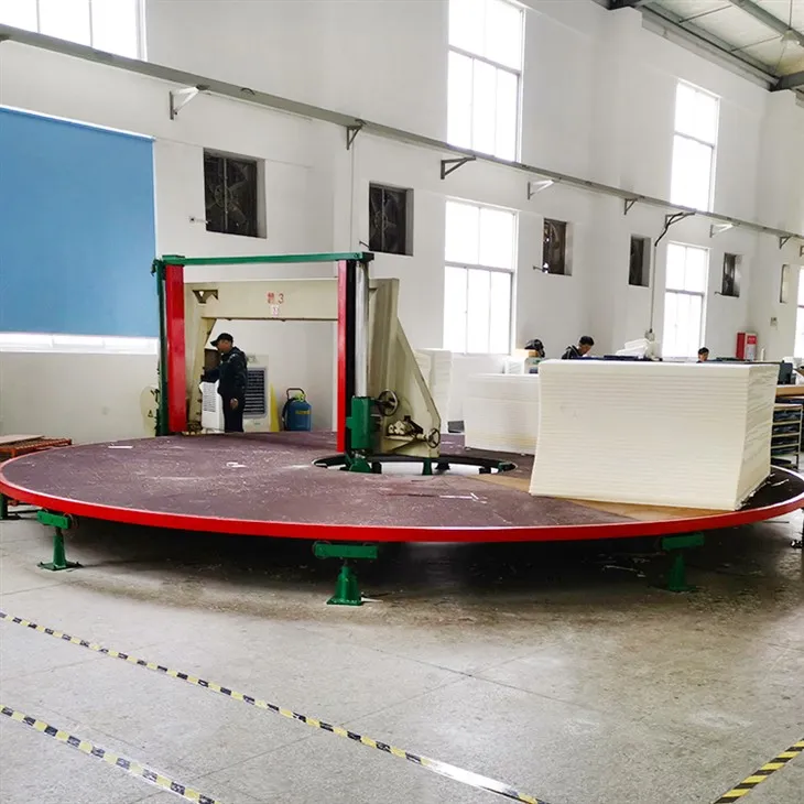 Машина для разделения пены